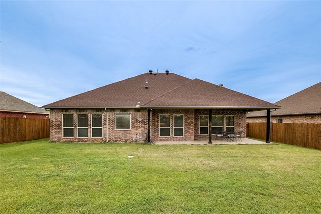 308 Westgate Drive, Aledo, TX 76008