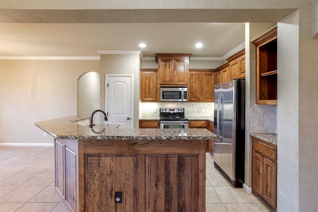 308 Westgate Drive, Aledo, TX 76008
