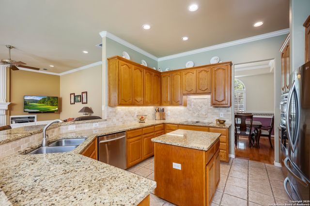 411 Sunrise Hill, San Antonio, TX 78260