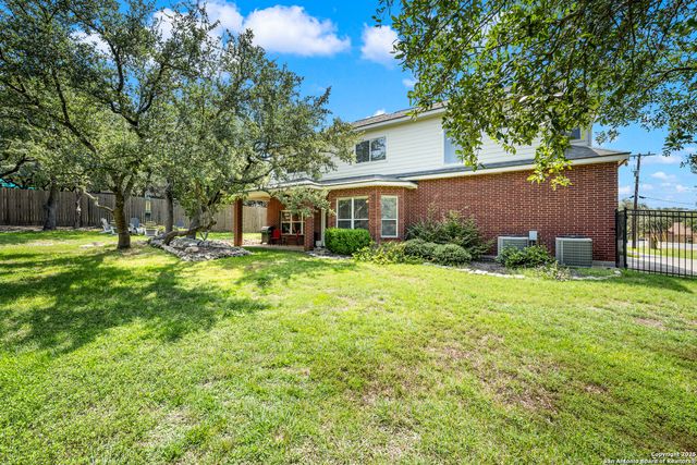 411 Sunrise Hill, San Antonio, TX 78260