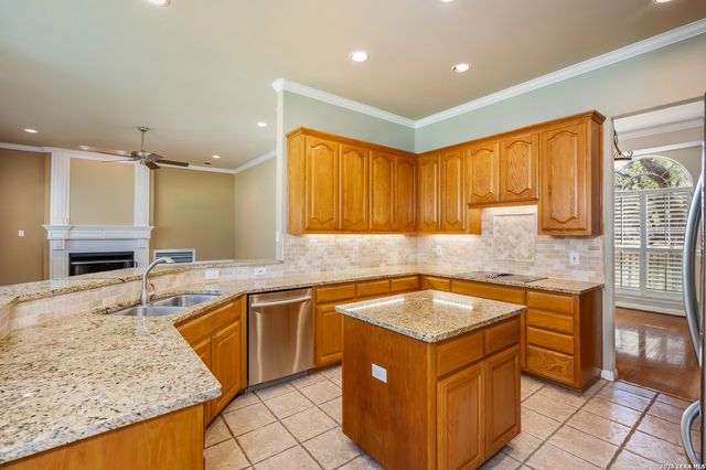 411 Sunrise Hill, San Antonio, TX 78260