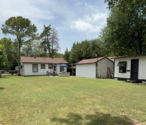 8411 Birch Avenue, Dallas, TX 75217