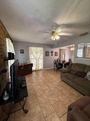 8411 Birch Avenue, Dallas, TX 75217