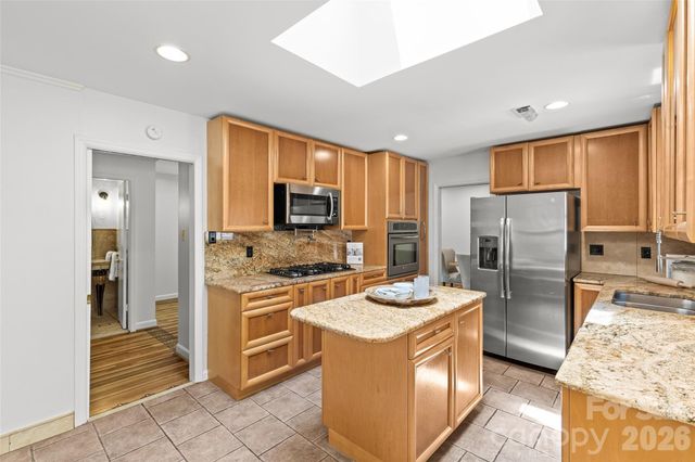 2700 Pencoyd Lane, Charlotte, NC 28210