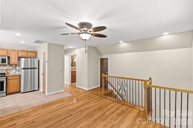 2700 Pencoyd Lane, Charlotte, NC 28210