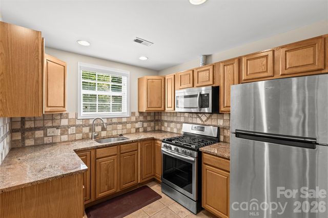 2700 Pencoyd Lane, Charlotte, NC 28210