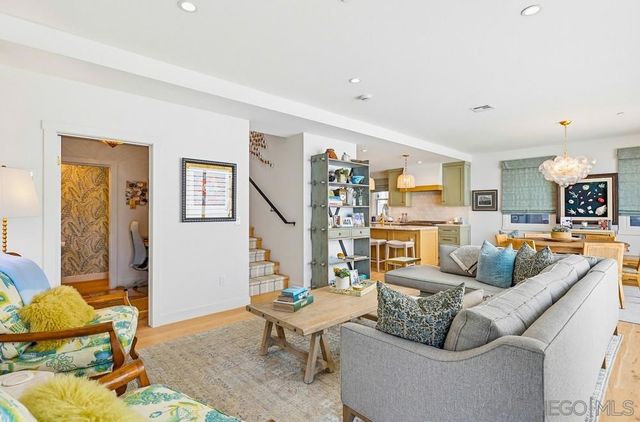 926 D Avenue, Coronado, CA 92118