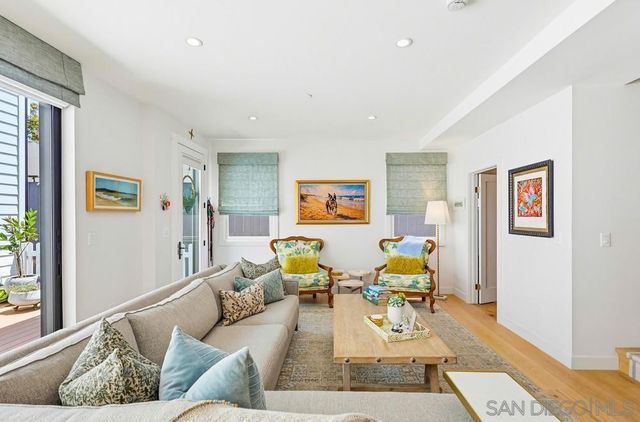 926 D Avenue, Coronado, CA 92118