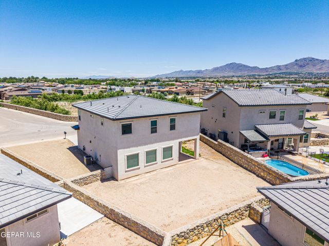 2076 SANTA ISABELLA Drive, Sunland Park, NM 88063