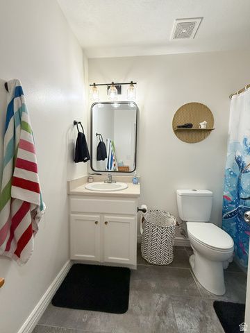 7948 N DUNDEE DR, Eagle Mountain, UT 84005