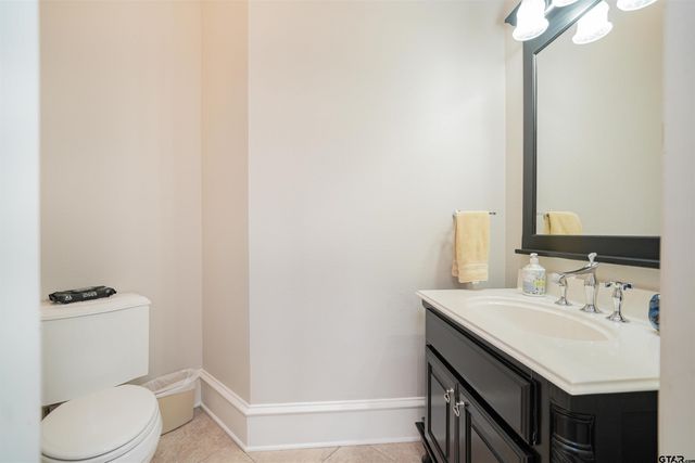 111 Rutland Dr, Hallsville, TX 75650