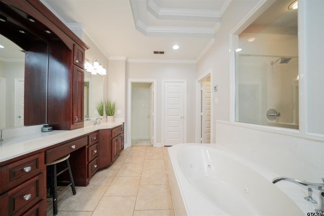 111 Rutland Dr, Hallsville, TX 75650