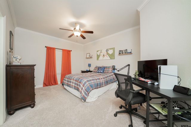 111 Rutland Dr, Hallsville, TX 75650