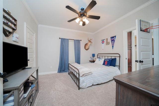 111 Rutland Dr, Hallsville, TX 75650