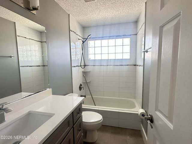 3996 RICHMOND PARK Drive E, Jacksonville, FL 32224