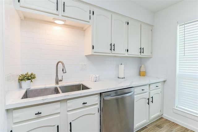 5791 Maple Hill Drive, Houston, TX 77088