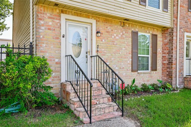 5791 Maple Hill Drive, Houston, TX 77088