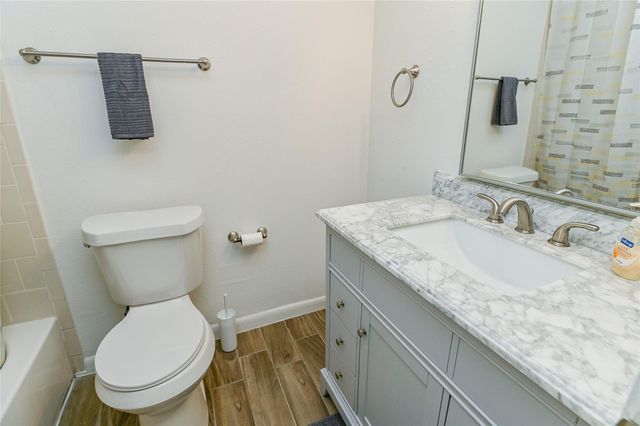 5791 Maple Hill Drive, Houston, TX 77088