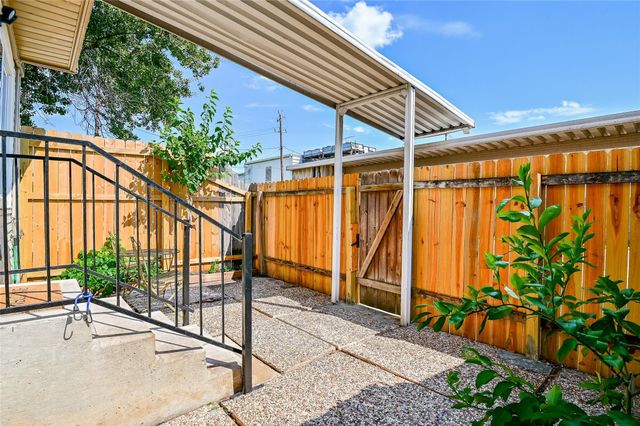 5791 Maple Hill Drive, Houston, TX 77088