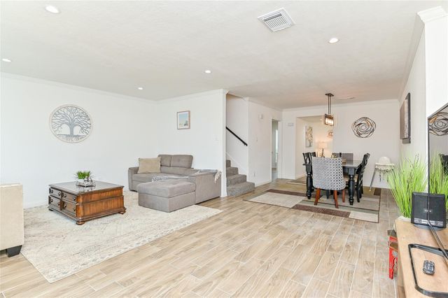 5791 Maple Hill Drive, Houston, TX 77088