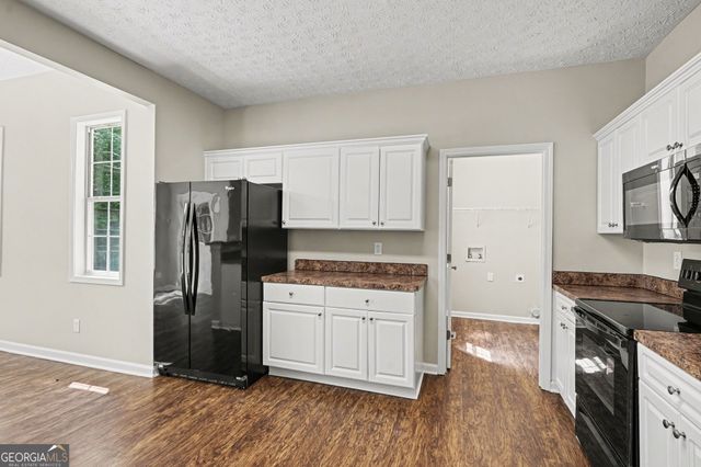 110 Mosby Creek Drive, Hampton, GA 30228