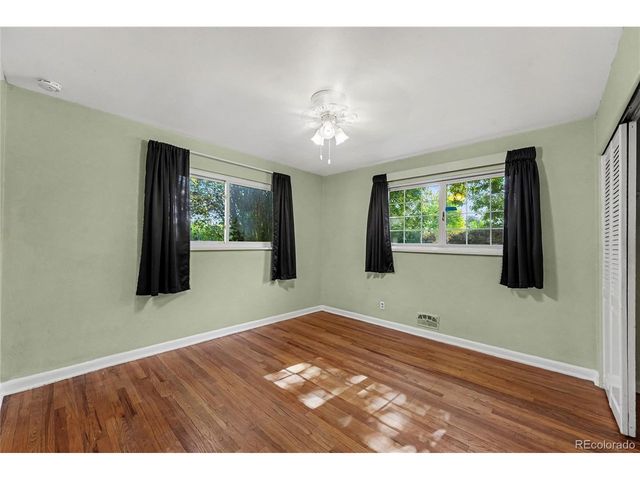 55 Brentwood St, Lakewood, CO 80226