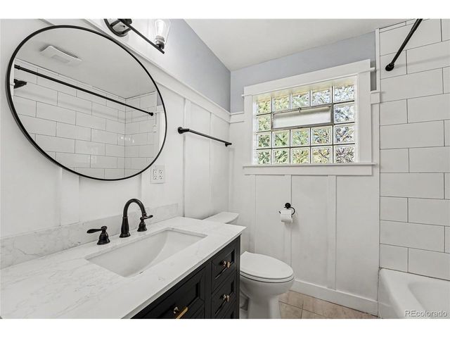 55 Brentwood St, Lakewood, CO 80226