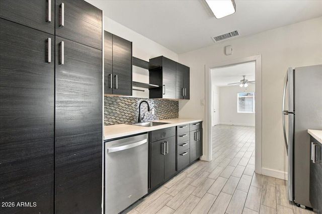 2535 E CLARENDON Avenue Apt 3, Phoenix, AZ 85016
