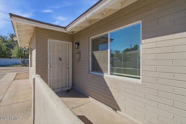 2535 E CLARENDON Avenue Apt 3, Phoenix, AZ 85016