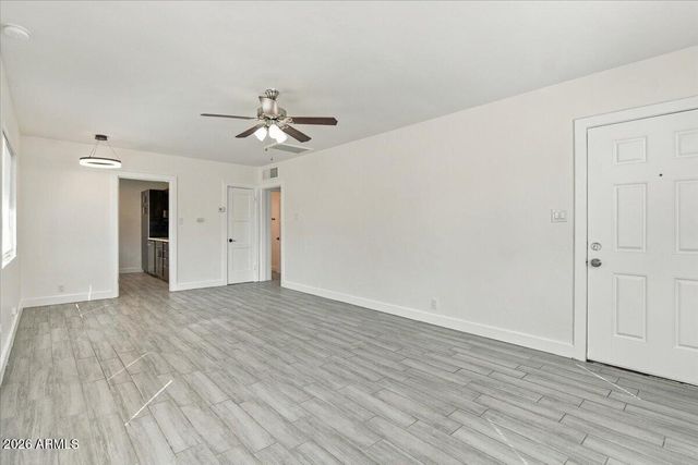 2535 E CLARENDON Avenue Apt 3, Phoenix, AZ 85016