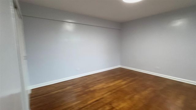 33-24 junction Boulevard 6R, Jackson Heights, NY 11372