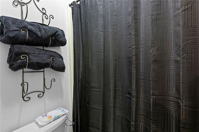 3513 Tudor Drive, Leavenworth, KS 66048