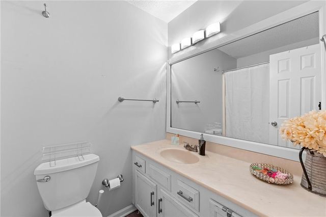 3513 Tudor Drive, Leavenworth, KS 66048