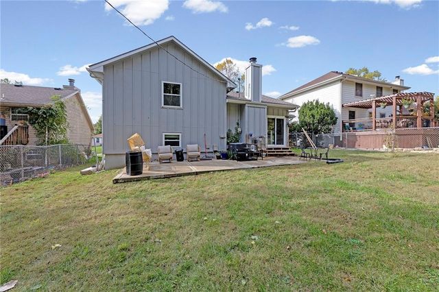 3513 Tudor Drive, Leavenworth, KS 66048