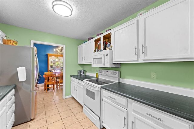 3513 Tudor Drive, Leavenworth, KS 66048