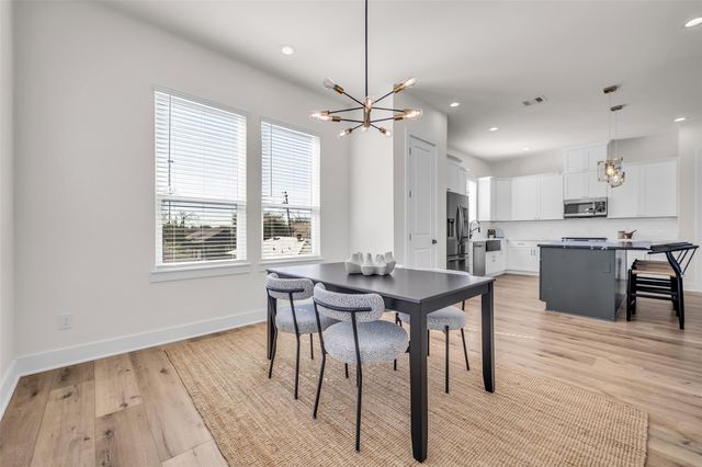 724 E 33rd Street, Houston, TX 77022