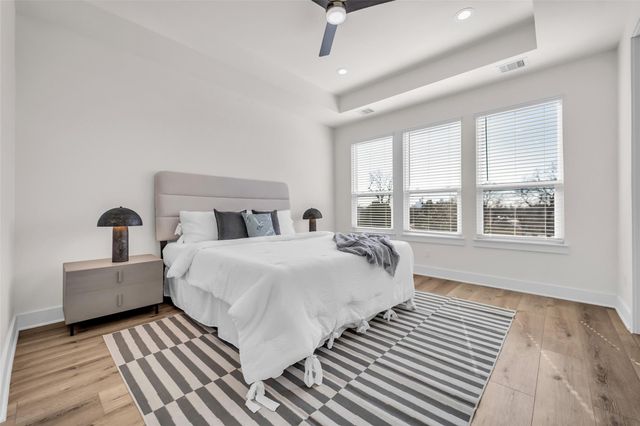 724 E 33rd Street, Houston, TX 77022