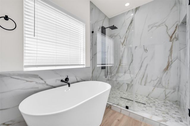 724 E 33rd Street, Houston, TX 77022