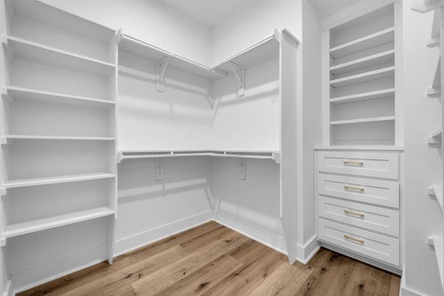 724 E 33rd Street, Houston, TX 77022