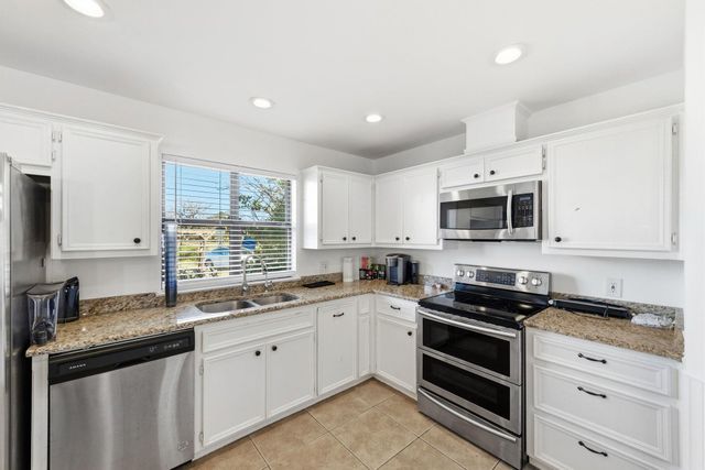 162 Fm 672 RD, Dale, TX 78616