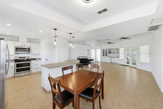 162 Fm 672 RD, Dale, TX 78616