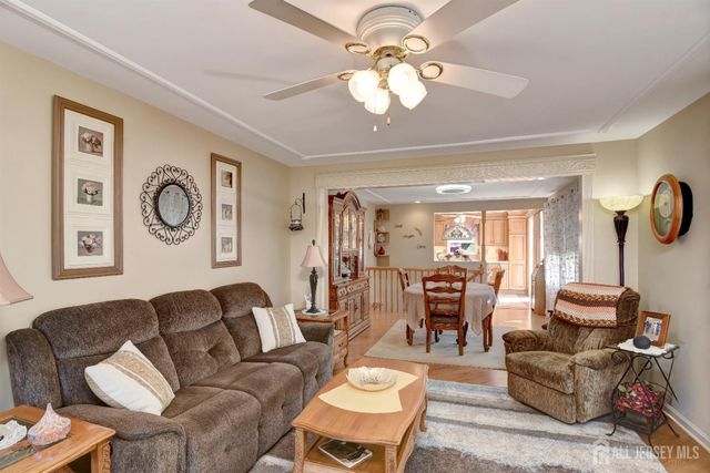 16 Cheesequake Road, Sayreville, NJ 08872