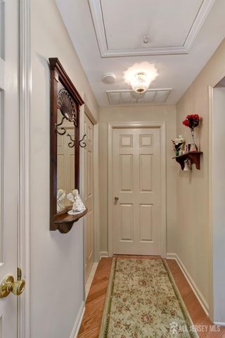 16 Cheesequake Road, Sayreville, NJ 08872