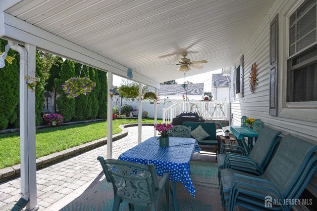 16 Cheesequake Road, Sayreville, NJ 08872