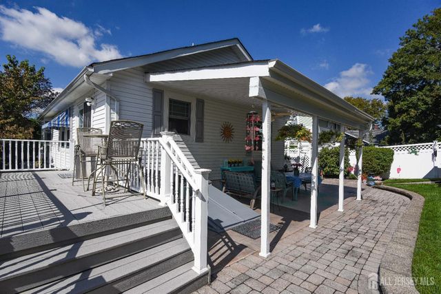 16 Cheesequake Road, Sayreville, NJ 08872