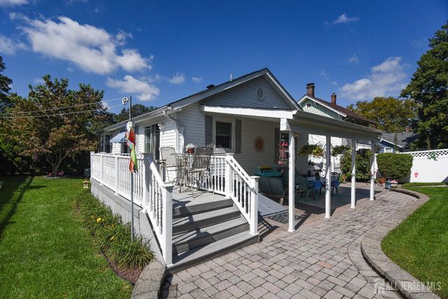 16 Cheesequake Road, Sayreville, NJ 08872