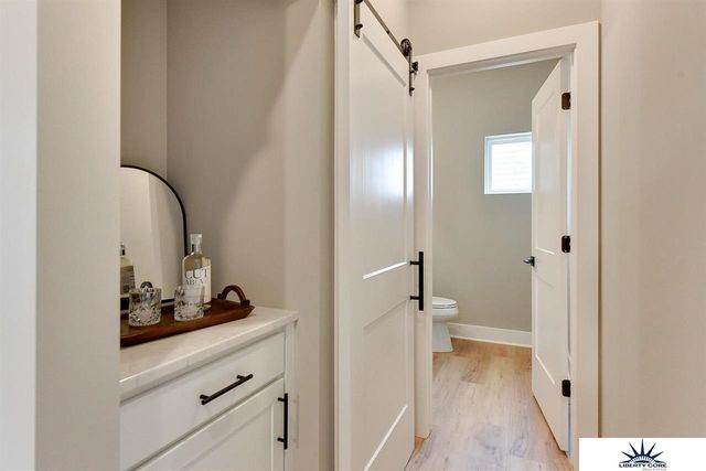 1923 Dahlman Rows Plaza, Omaha, NE 68108