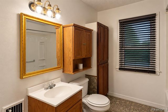 15325 Trinity Street, Detroit, MI 48223
