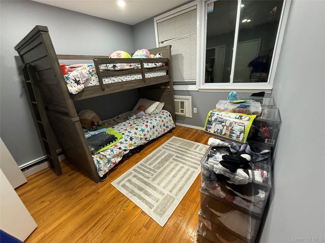 920 Broadway 5, Woodmere, NY 11598