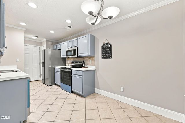109 Lacombe Court, Holly Springs, NC 27540